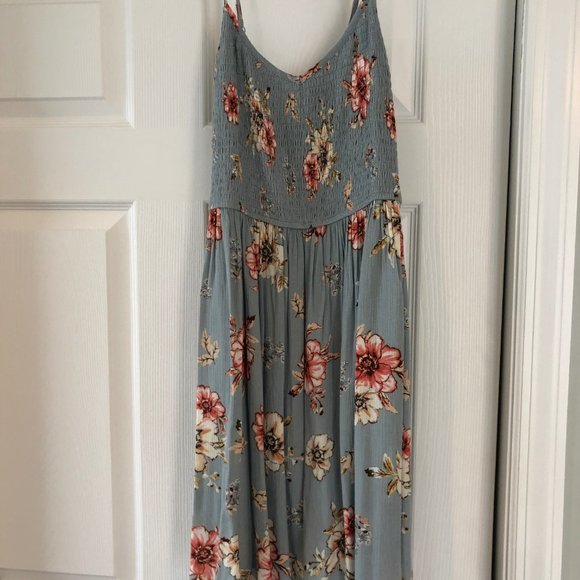 Floral Dress with Tie Up Back - Picture 6 of 8